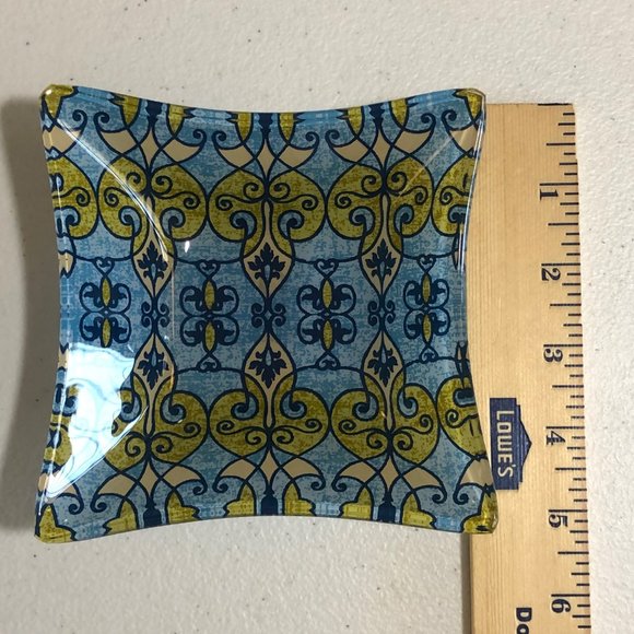 Prima Pretty Painted Square Glass Dish Blue Lime Green Design - Picture 7 of 7